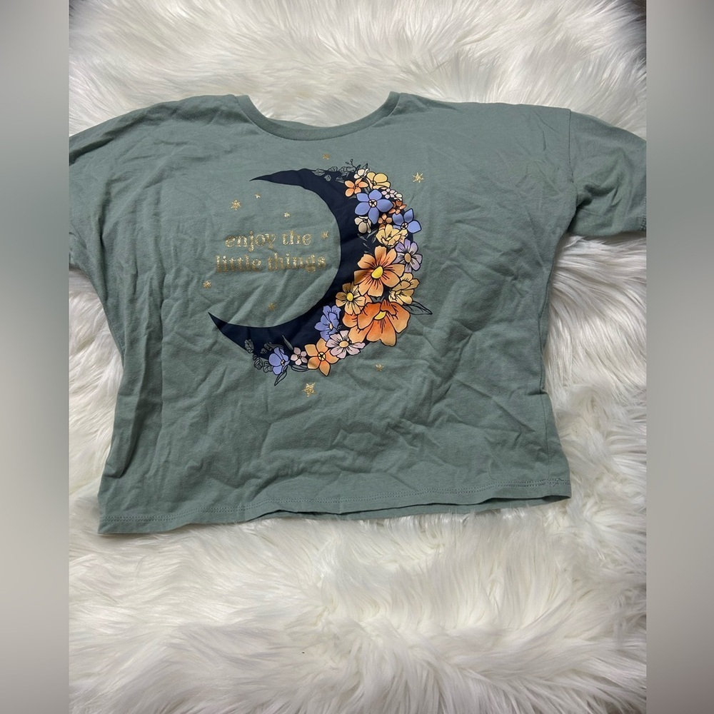Size Large GIRLS “enjoy the little things” Crop Top E1